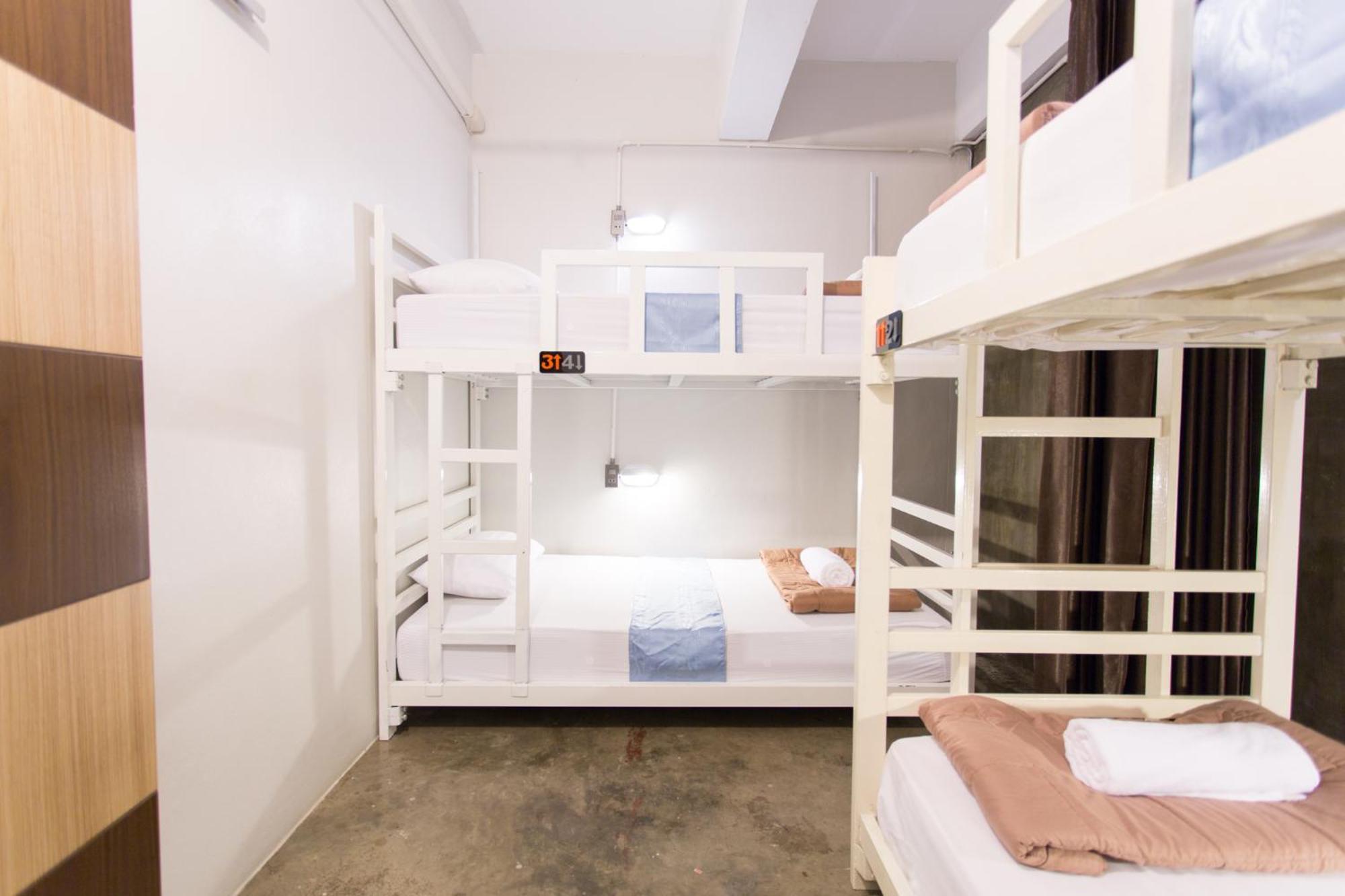 Zz Hostel Chiang Mai Exteriör bild
