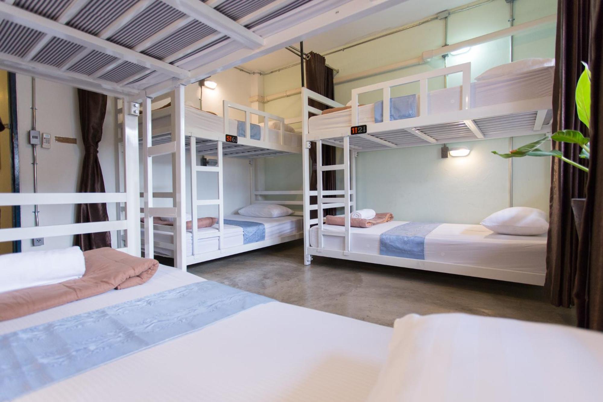 Zz Hostel Chiang Mai Exteriör bild