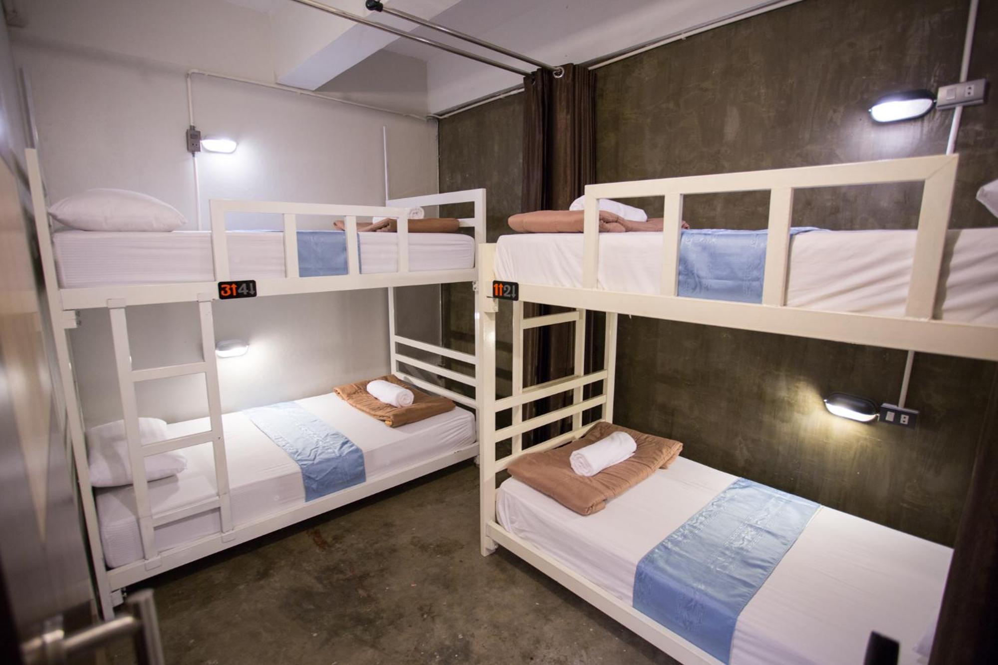Zz Hostel Chiang Mai Exteriör bild
