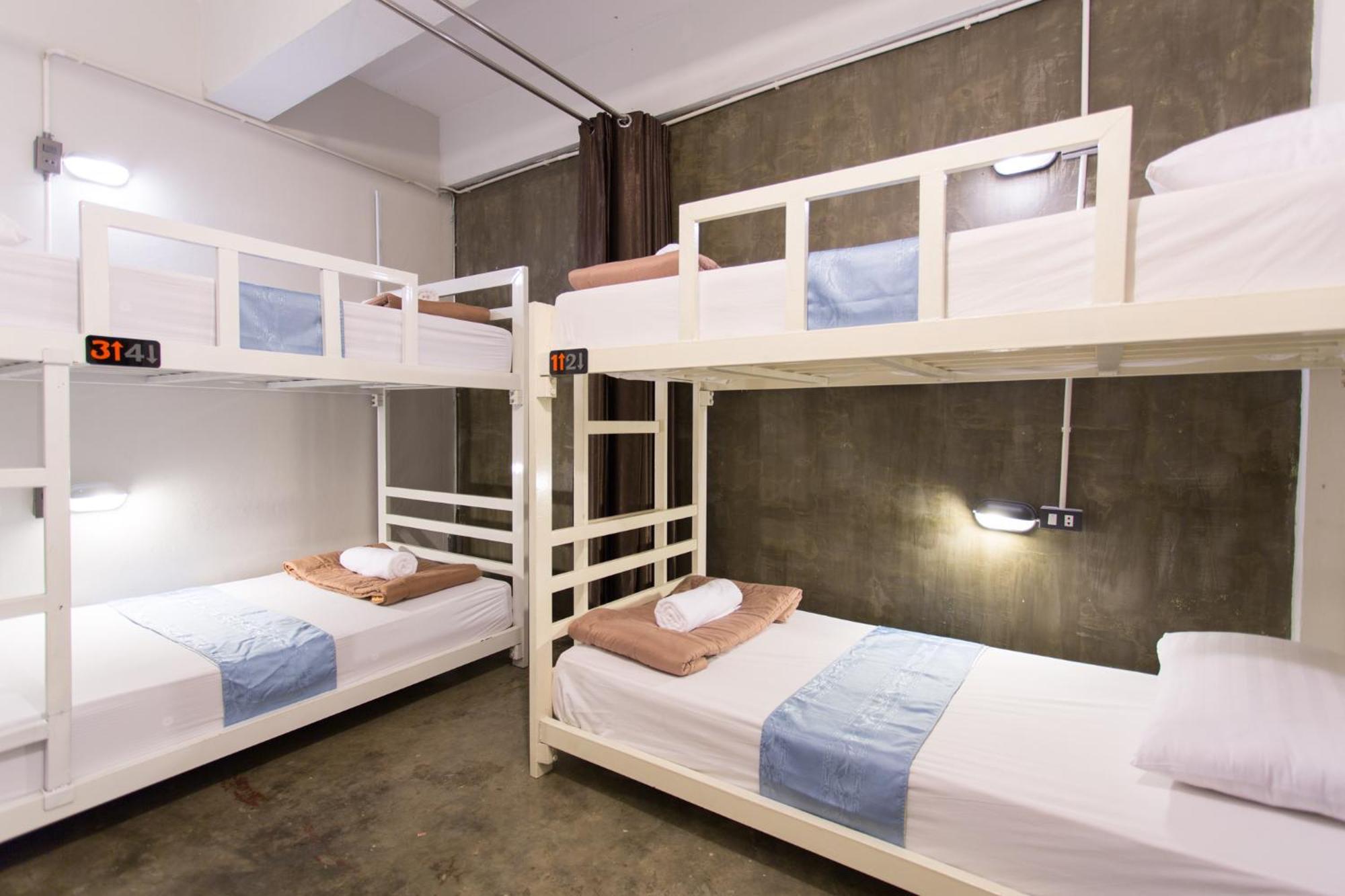 Zz Hostel Chiang Mai Exteriör bild