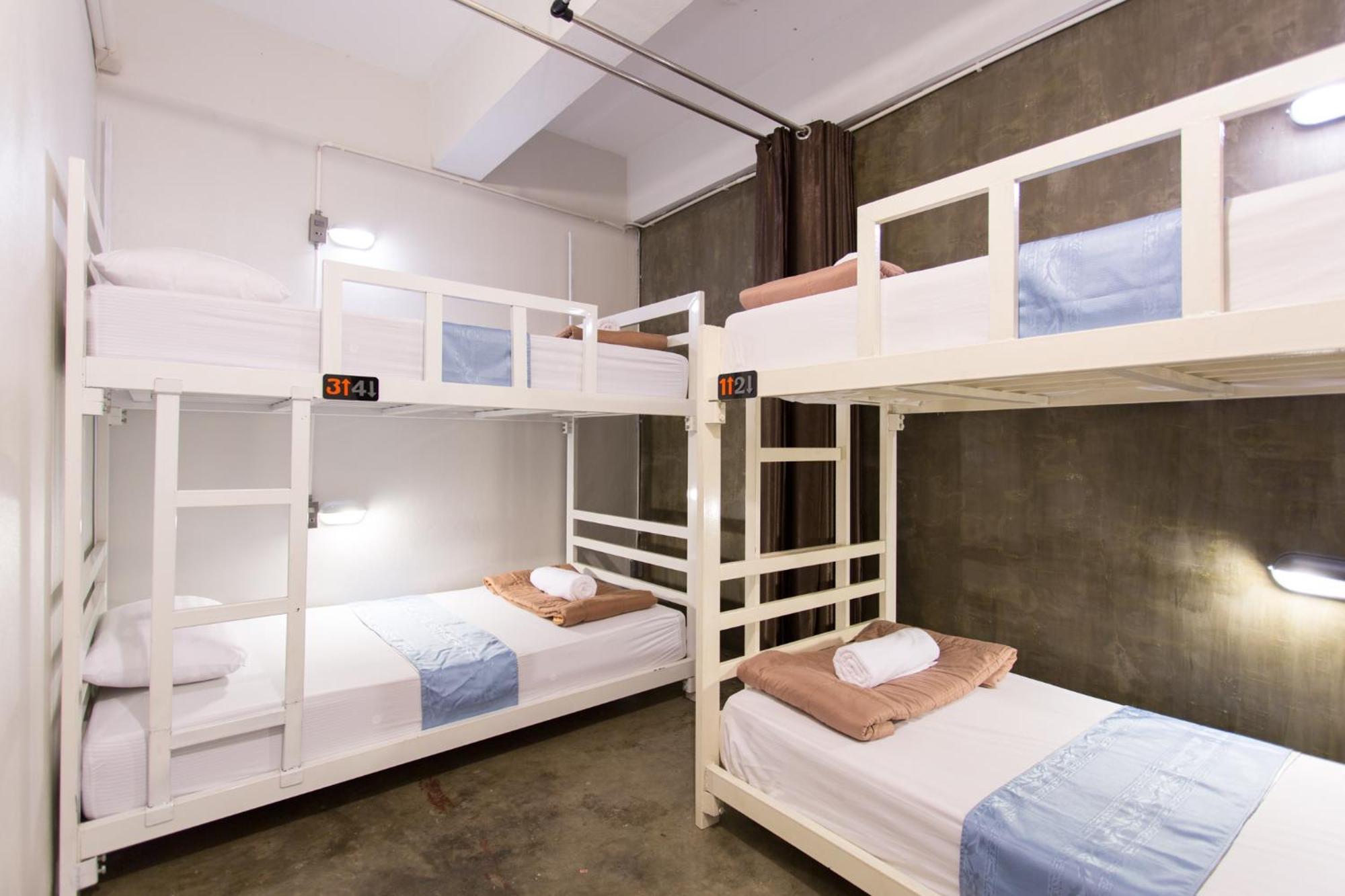 Zz Hostel Chiang Mai Exteriör bild
