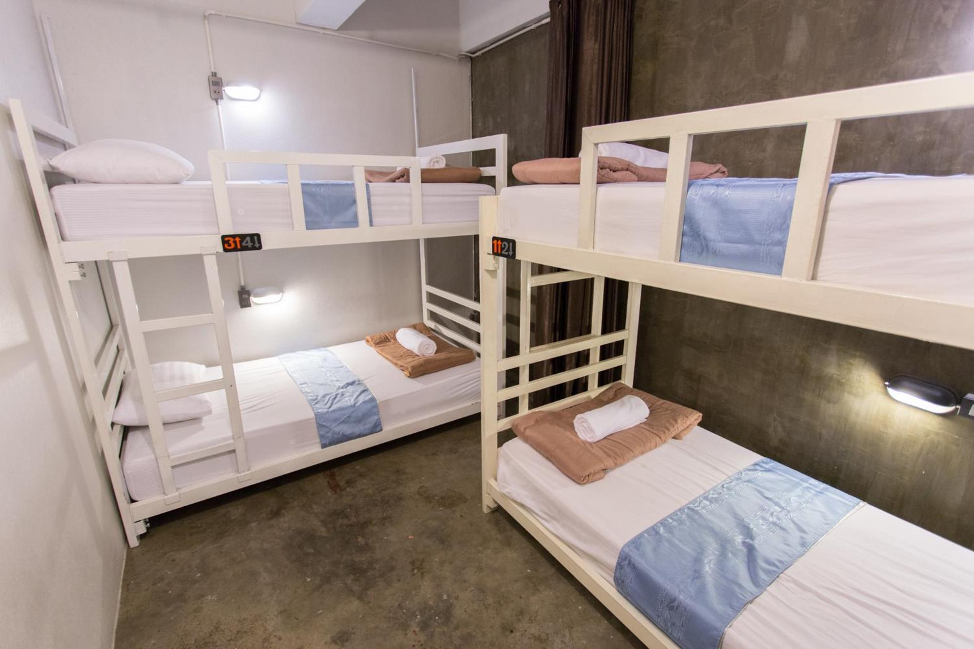 Zz Hostel Chiang Mai Exteriör bild