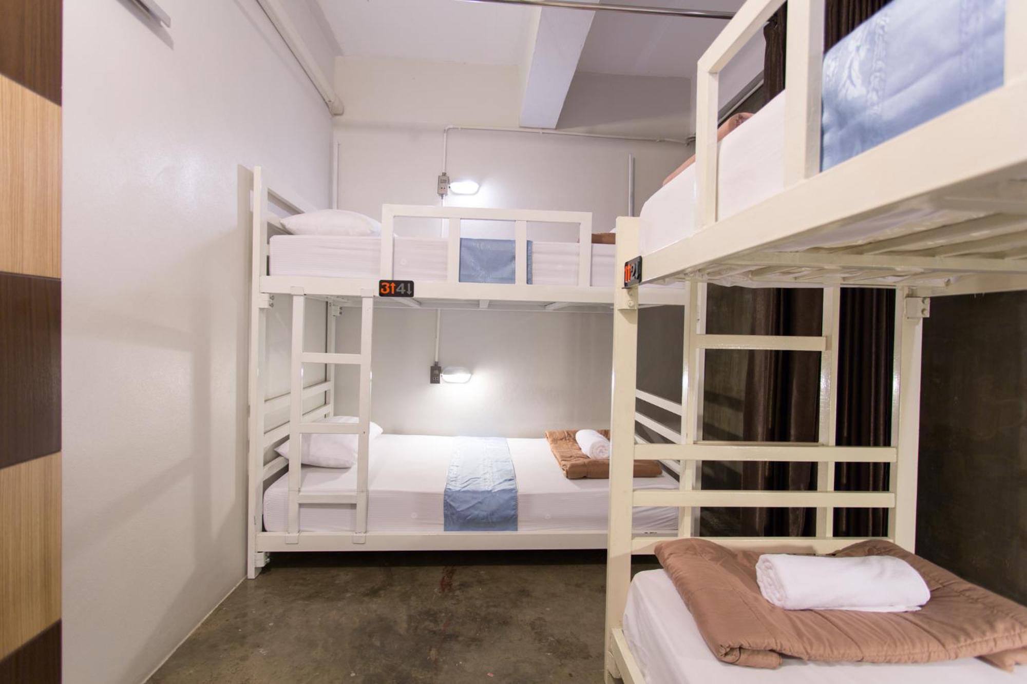 Zz Hostel Chiang Mai Exteriör bild